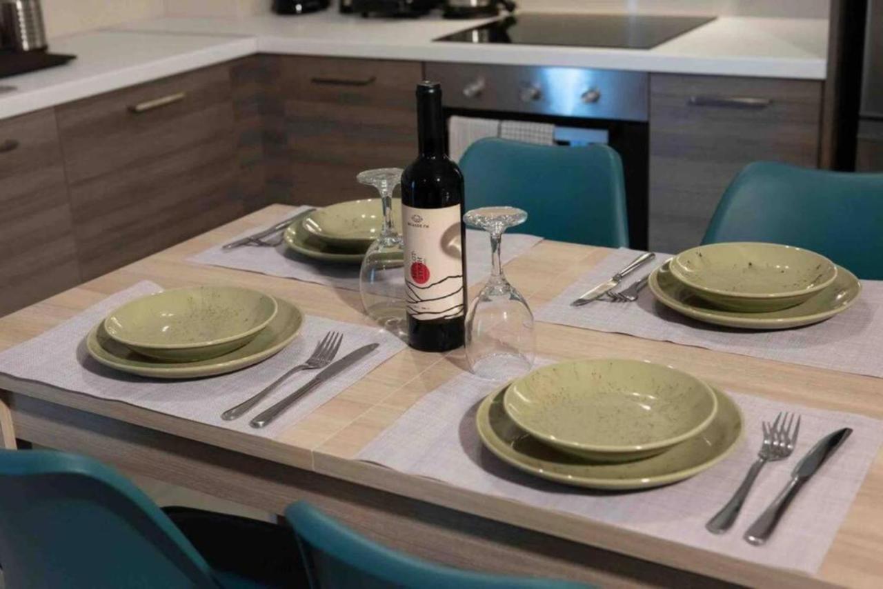 Modern Spacious Located In Piraeus